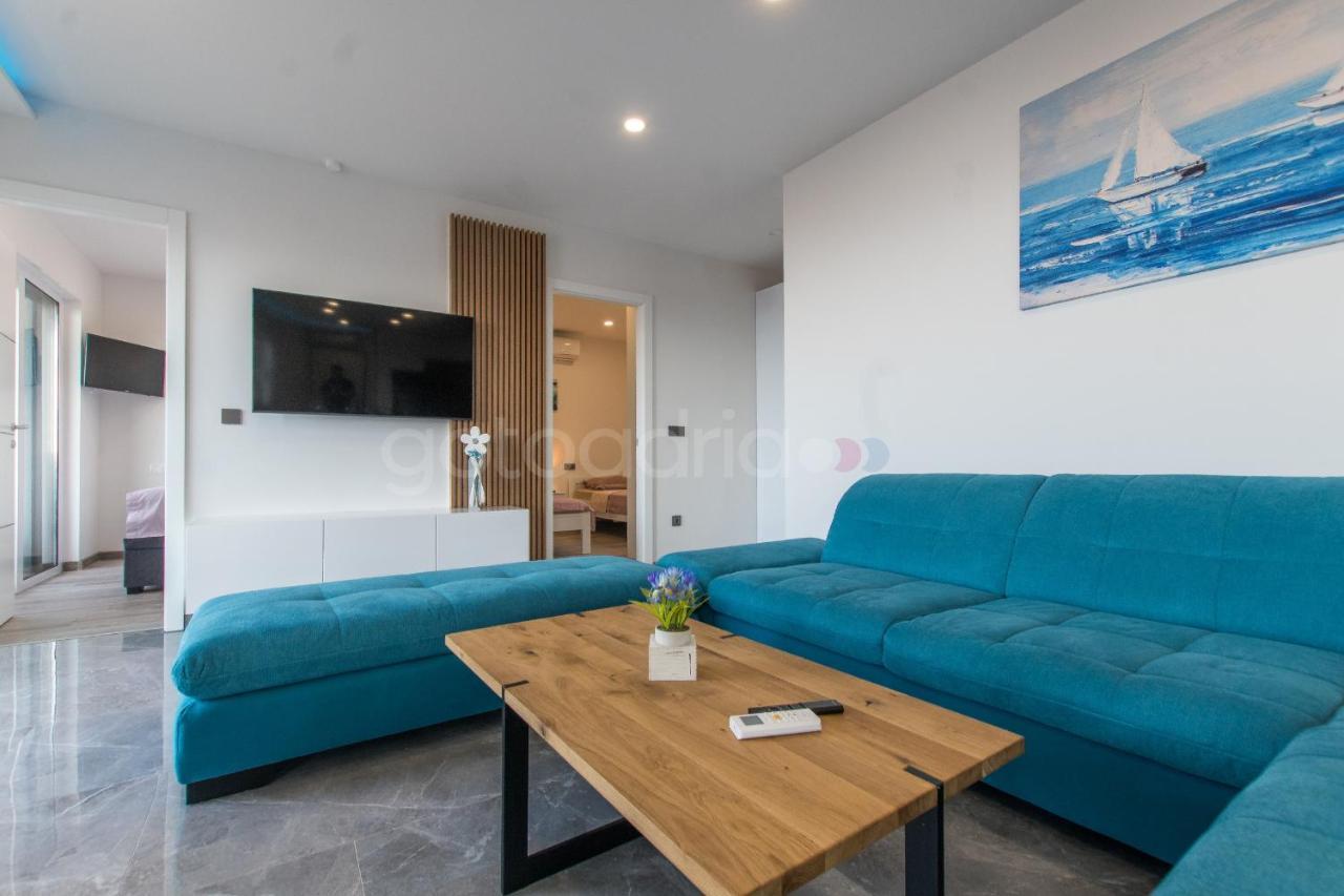 Seashell - Luxury Seaview Apartments 마카르스카 외부 사진